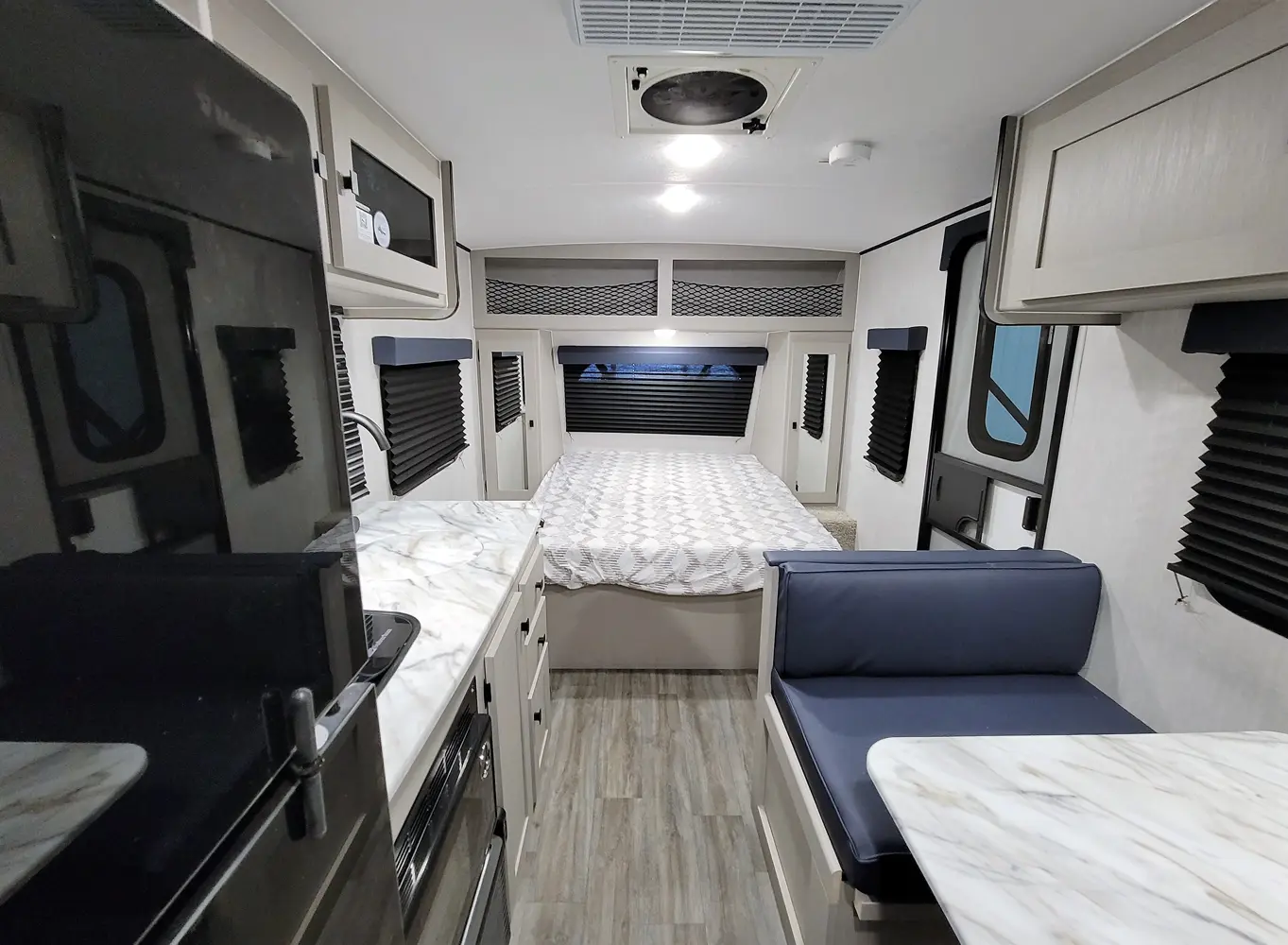 Remote 17R - Coachmen RV