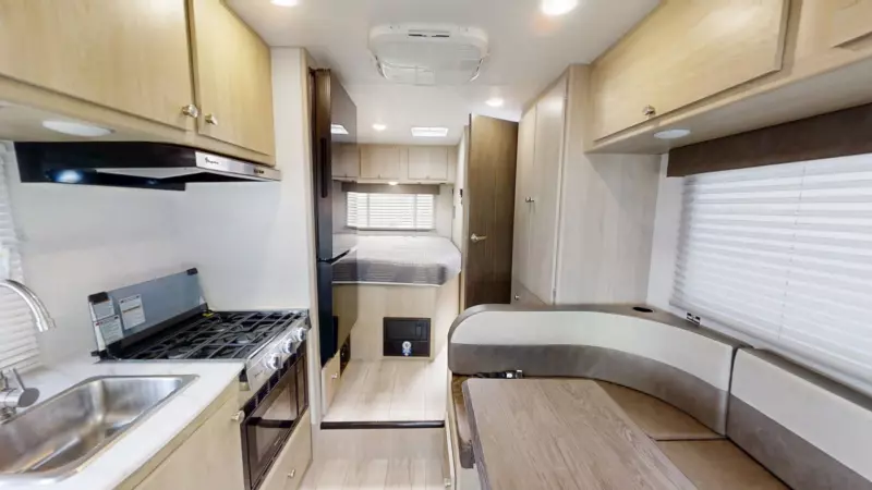 210QSS - Ford E-350 Floorplan Main Room