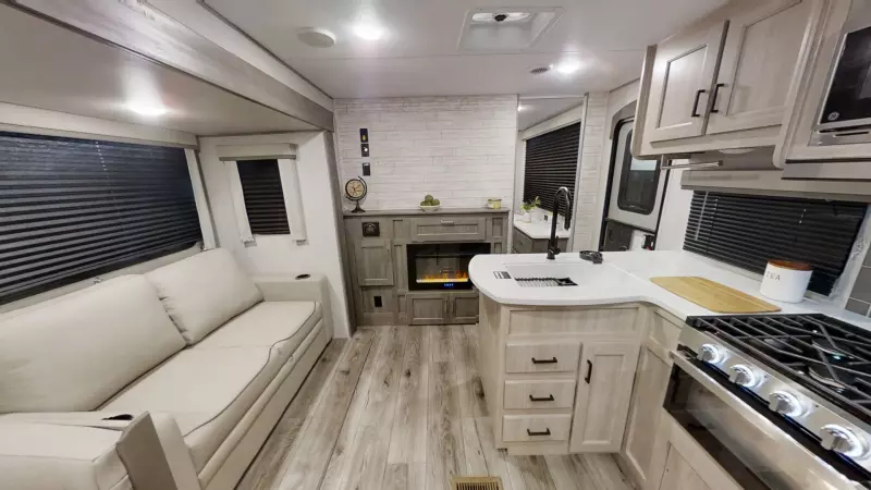 343BHTS (2 Queen Beds) Floorplan Main Room